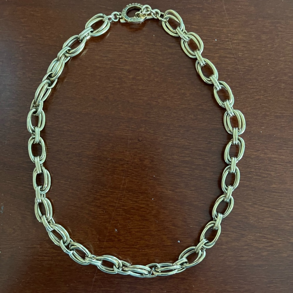 Gold Brooks Brothers short necklace